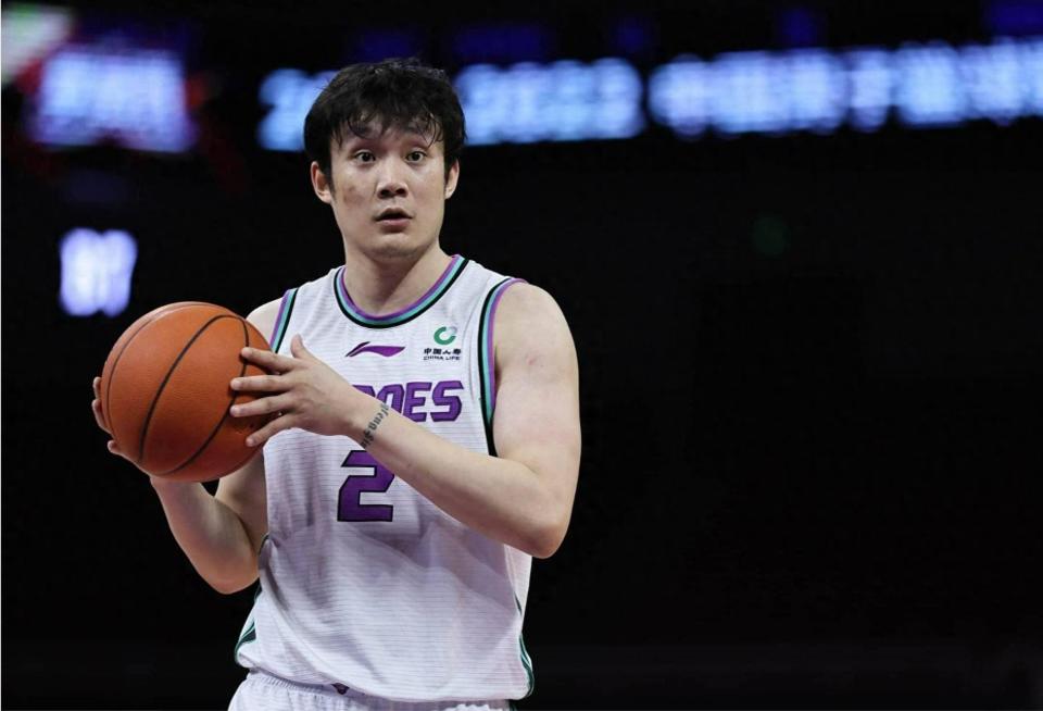 CBA比赛:山东遭遇南京逆转 CBA比赛:山东遭遇南京逆转