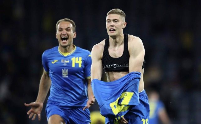 俄罗斯队表现出色，成功晋级欧洲杯八强