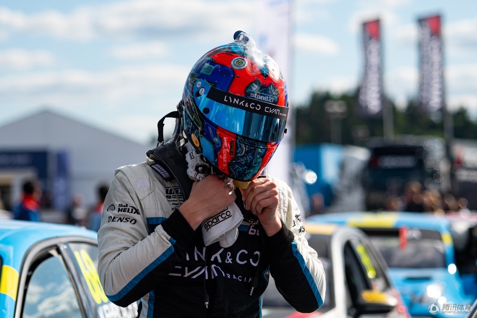 布莱顿逆转壮举,斩获宝贵三分的简单介绍 布莱顿逆转壮举,斩获宝贵三分的简单介绍