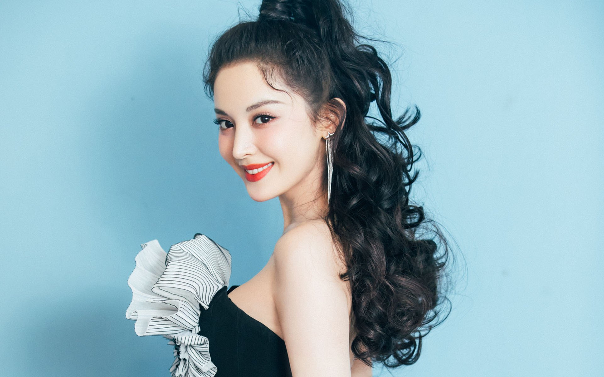 欧文终场绝杀，太阳硬仗取胜步行者，关键先生闪耀凤凰城