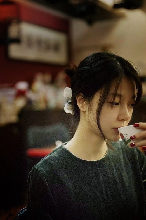 群山与聚光灯之间，当武切维奇走进勇士的金色风暴