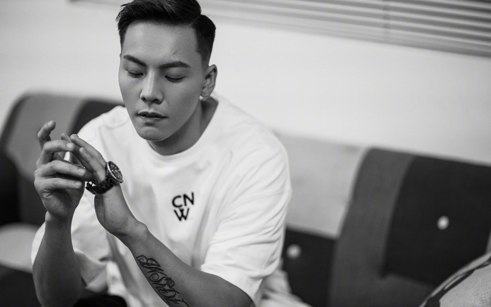 时空裂缝下的48分钟,当爵士的雪崩遇见希腊神祇的盾牌